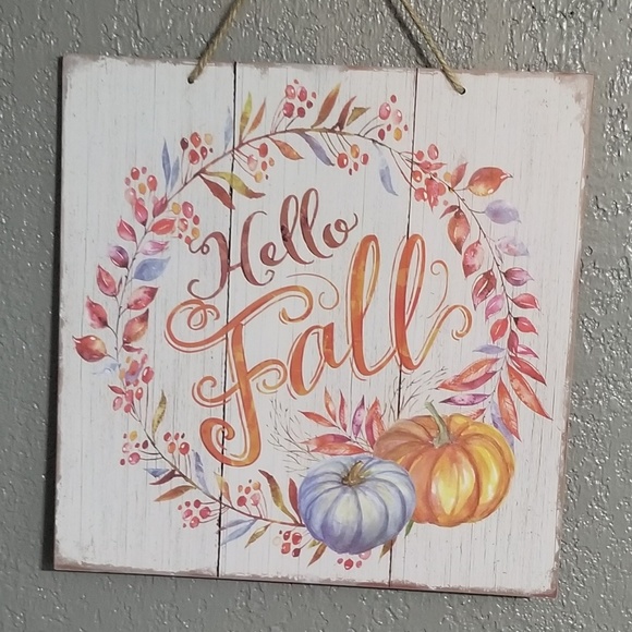 Hello Fall Wall Decor - Picture 1 of 3